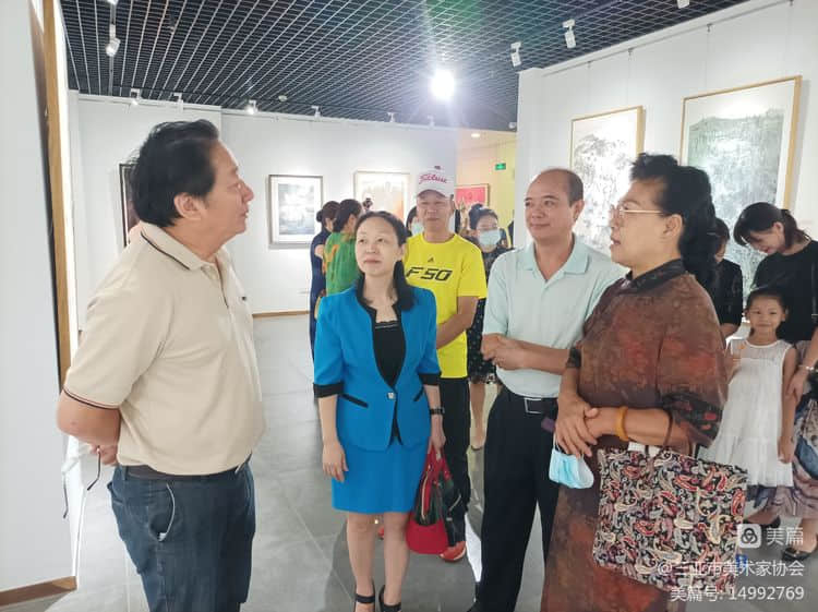 “百年征程”庆祝中国共产党成立100周年三亚市优秀美术作品展
